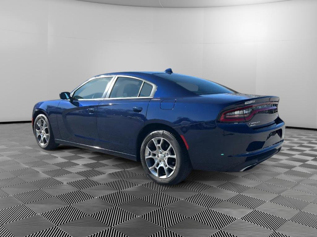Used 2016 Dodge Charger SXT w/ Navigation & Travel Group image 3