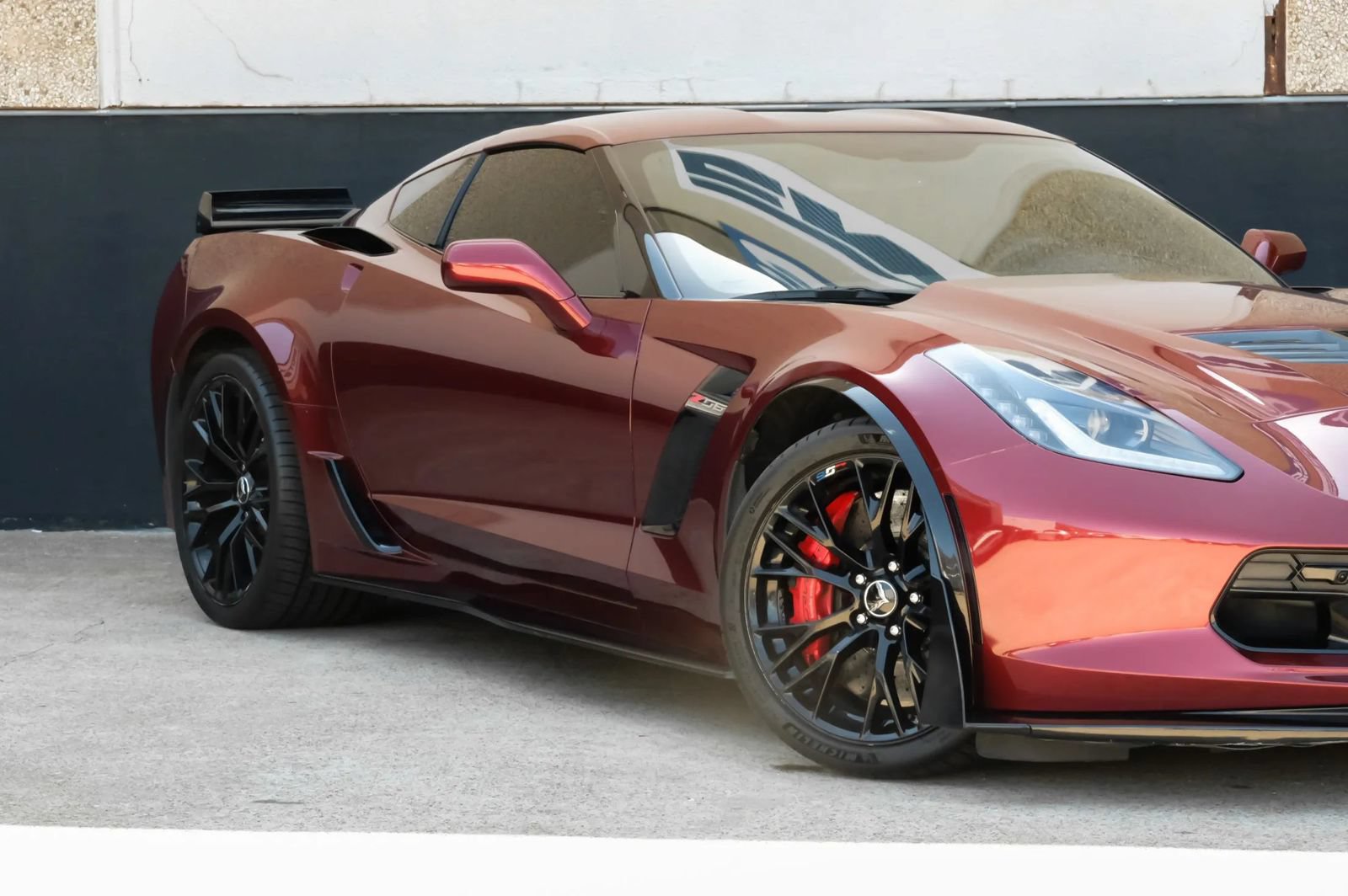 Used 2016 Chevrolet Corvette Z06 w/ 3LZ Preferred Equipment Group RWD image 6