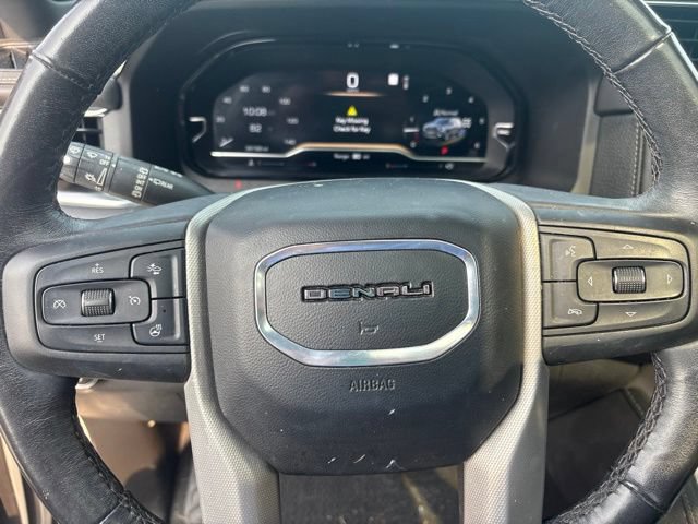 Used 2022 GMC Yukon XL Denali AWD/4WD image 10