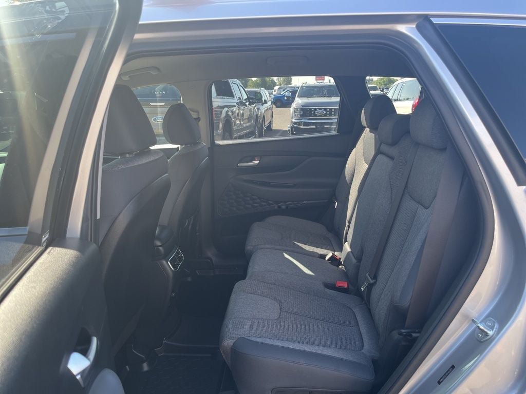 Used 2023 Hyundai Santa Fe SEL AWD/4WD image 15