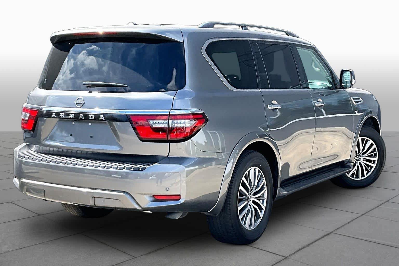 Used 2022 Nissan Armada SV w/ SV Appearance Package RWD image 13