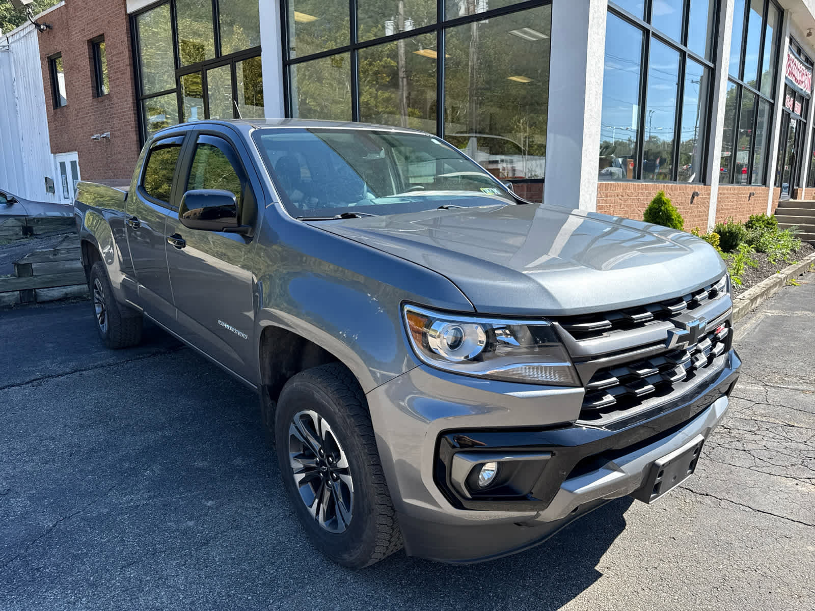 Used 2022 Chevrolet Colorado Z71 w/ LPO, Bed Guard Package image 5