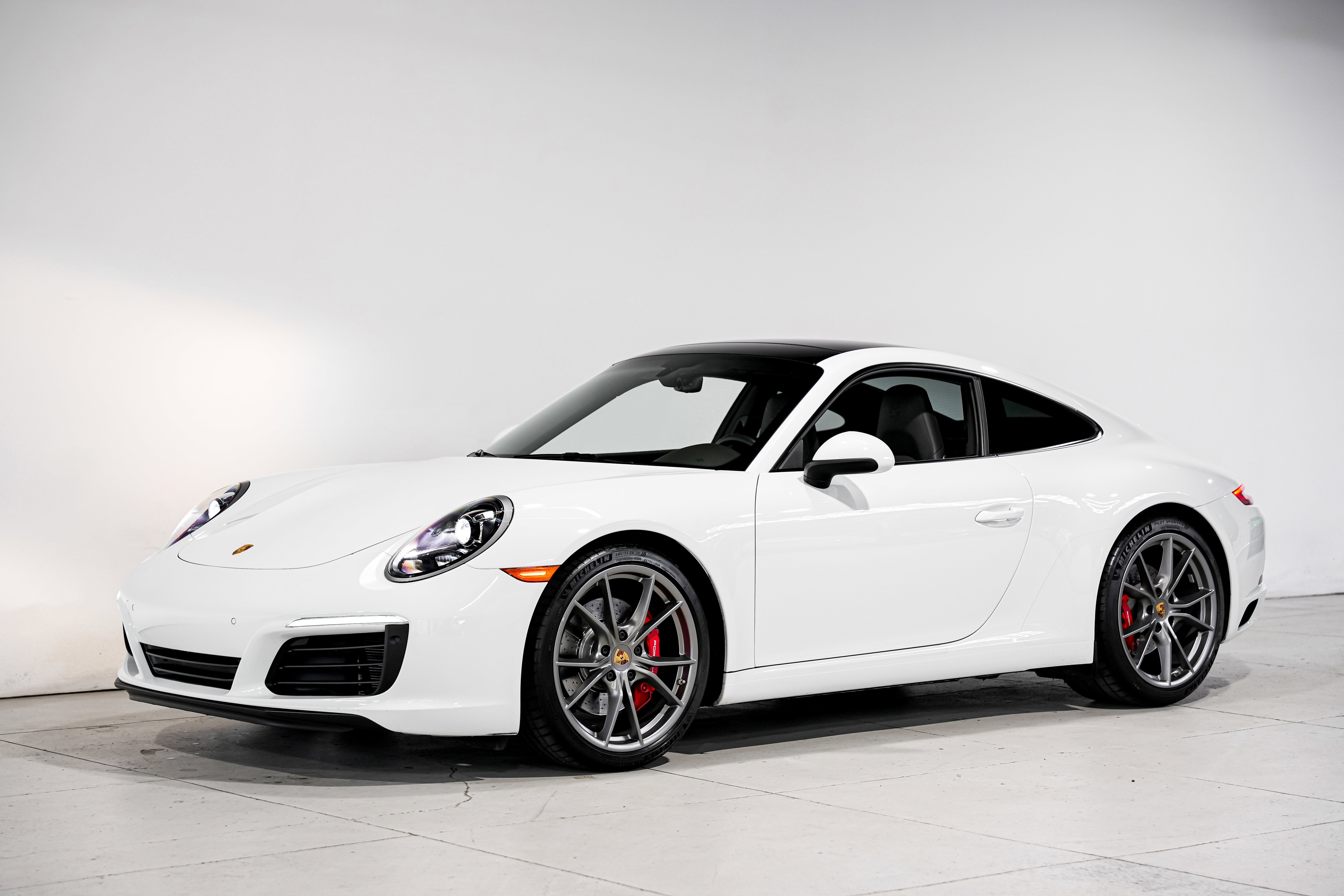 Used 2019 Porsche 911 Carrera S image 6