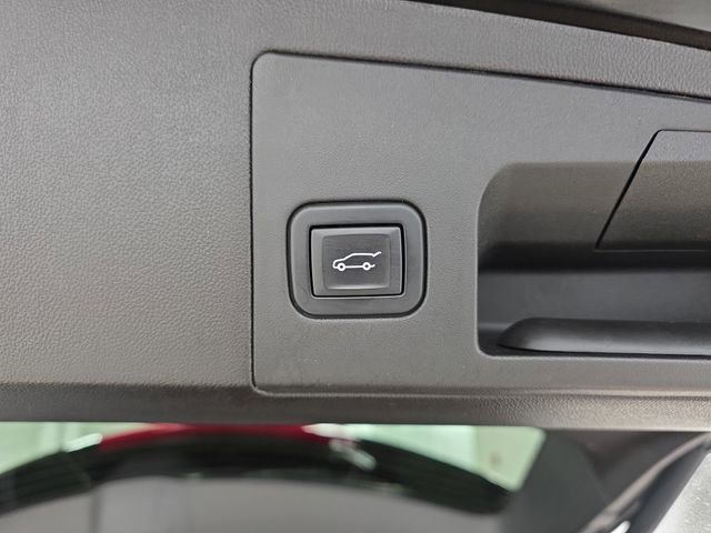 Used 2020 Cadillac XT5 Luxury FWD image 32
