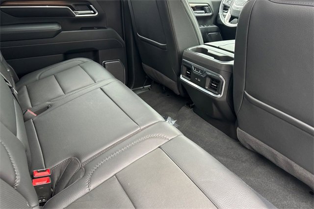 Used 2025 GMC Sierra 2500 Denali image 18