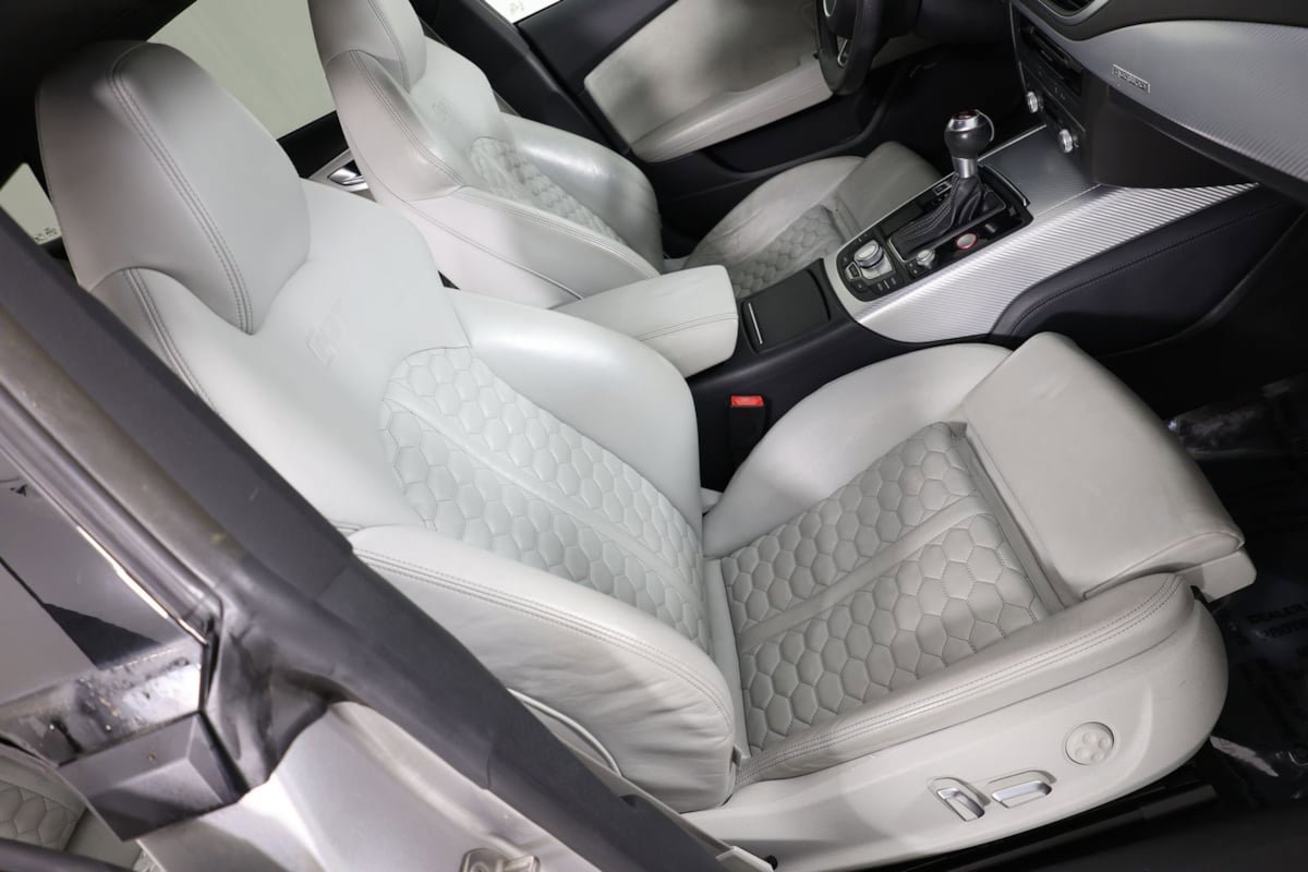 Used 2017 Audi RS 7 Performance w/ Driver Assistance Package image 40