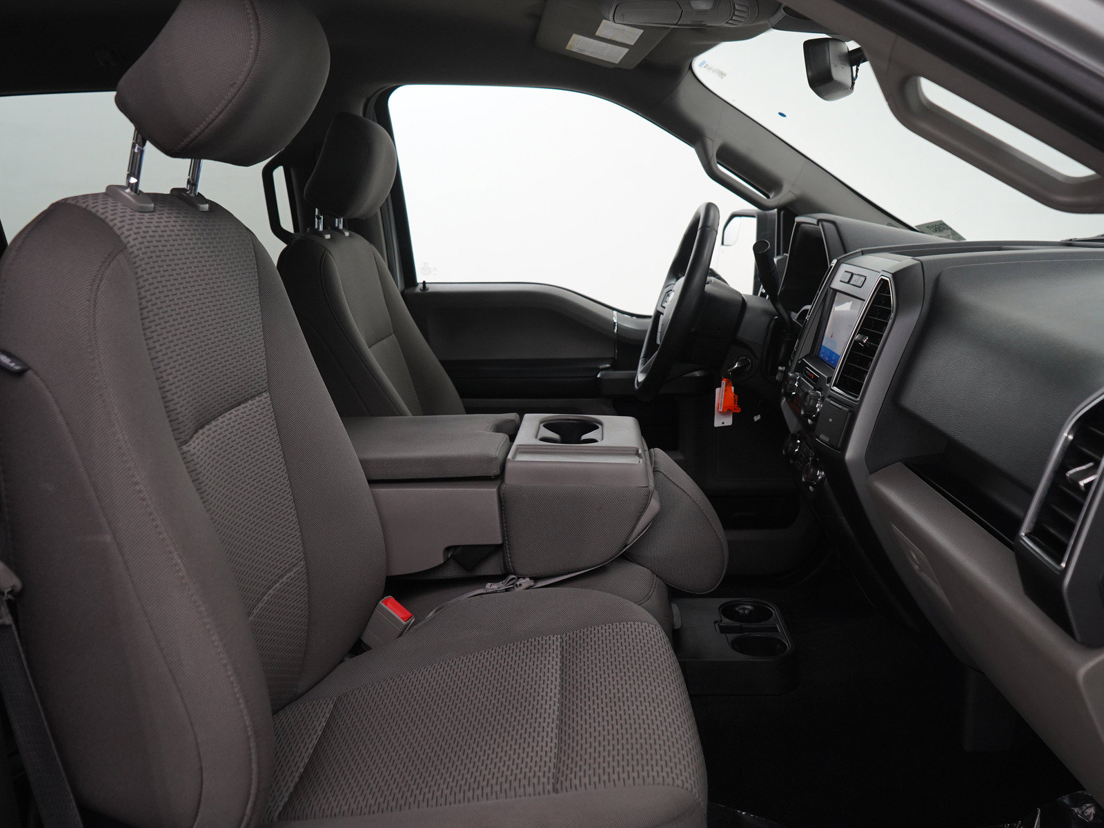 Used 2019 Ford F150 XLT w/ Equipment Group 302A Luxury AWD/4WD image 13