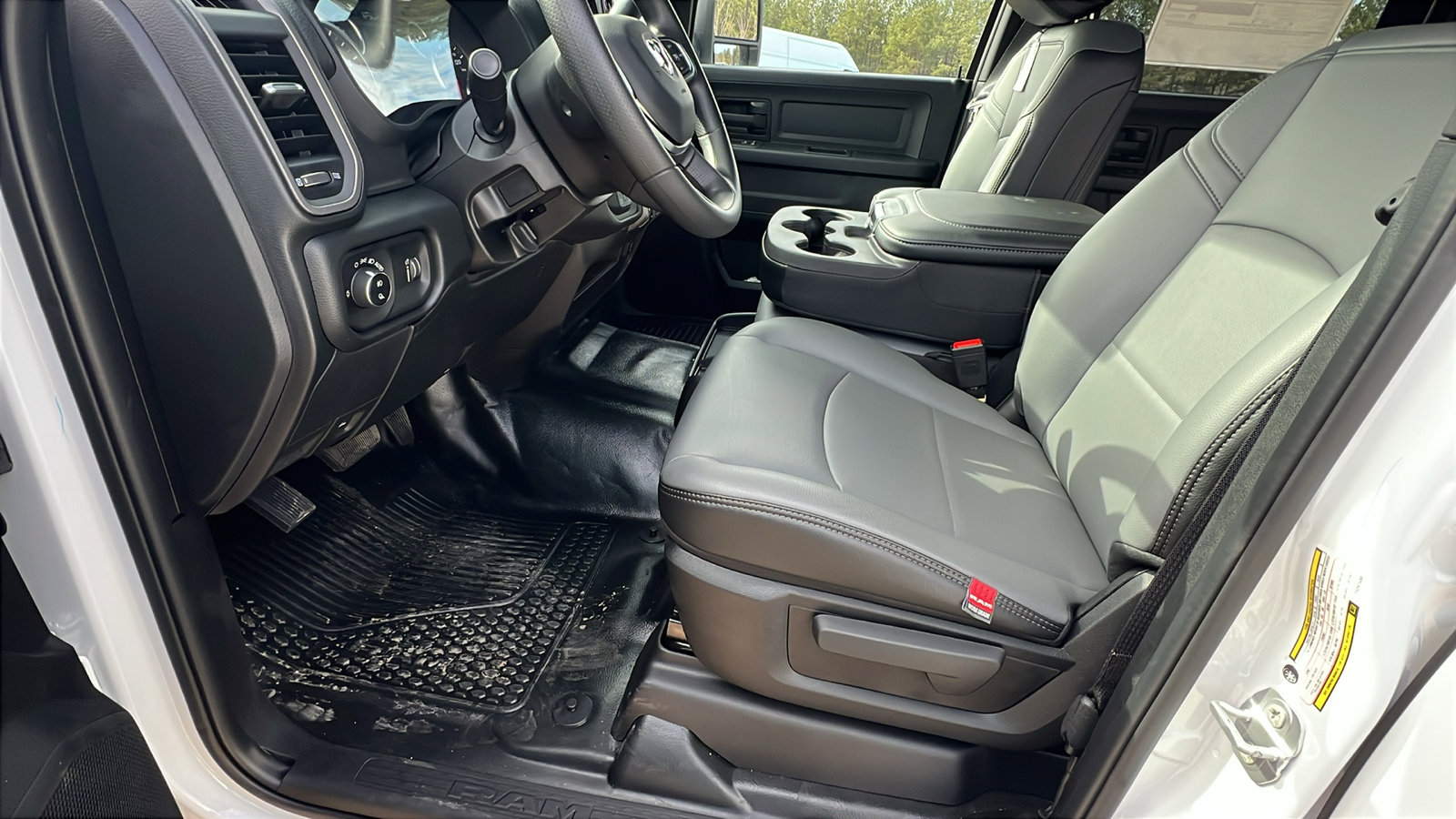 New 2026 RAM 2500 Tradesman AWD/4WD image 16
