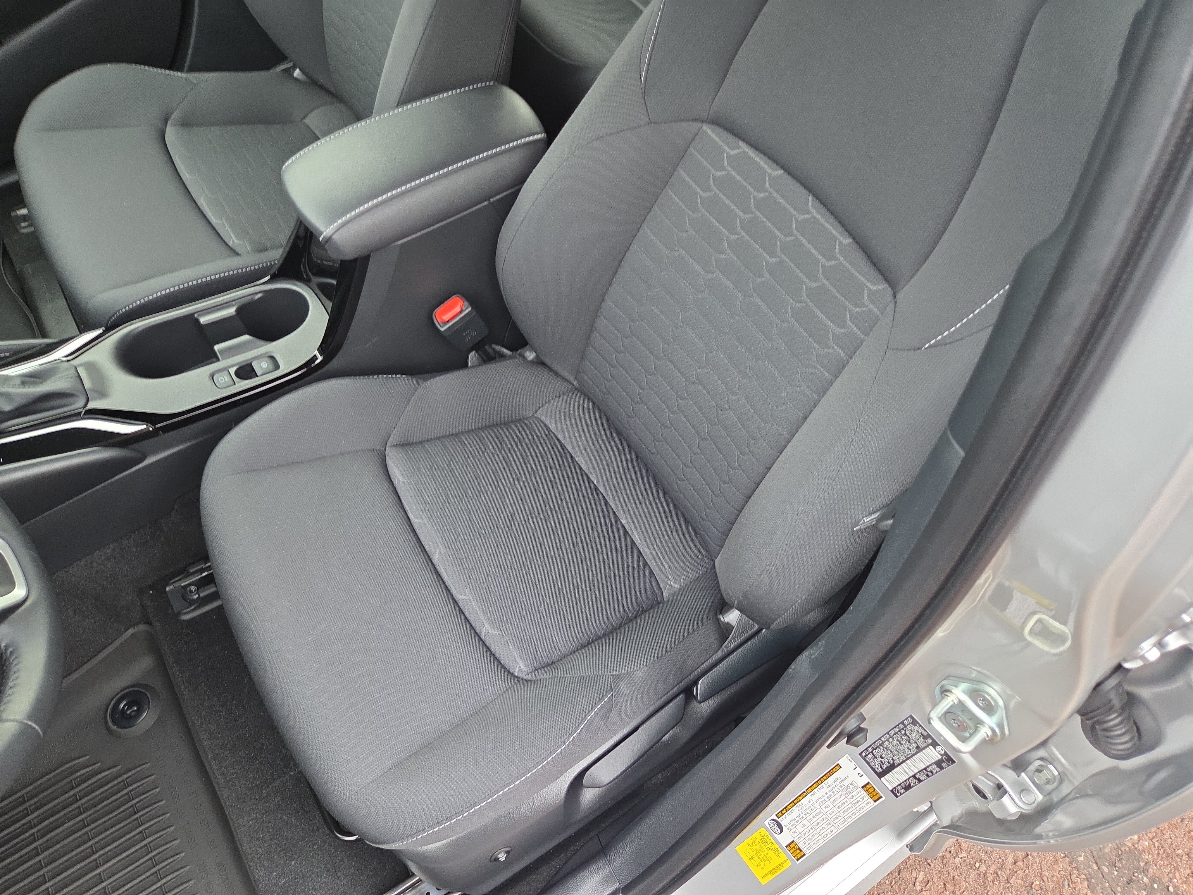 Certified 2025 Toyota Corolla SE FWD image 13