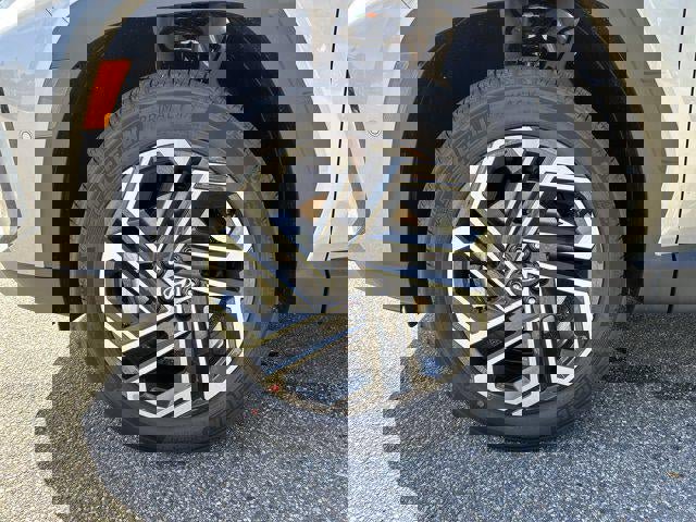 New 2026 Hyundai Tucson Limited image 40