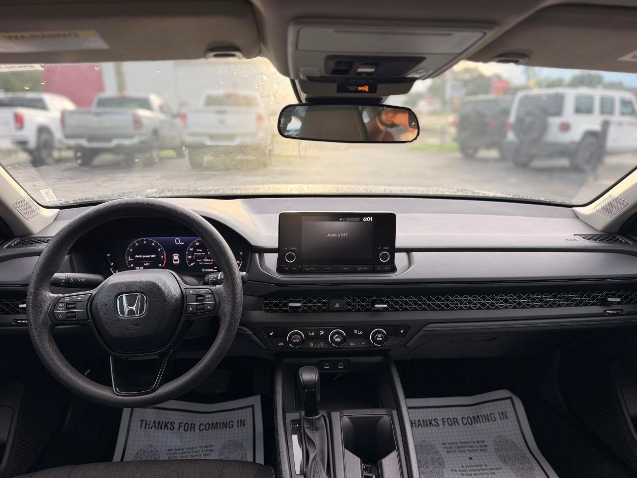 Used 2025 Honda Accord SE image 17