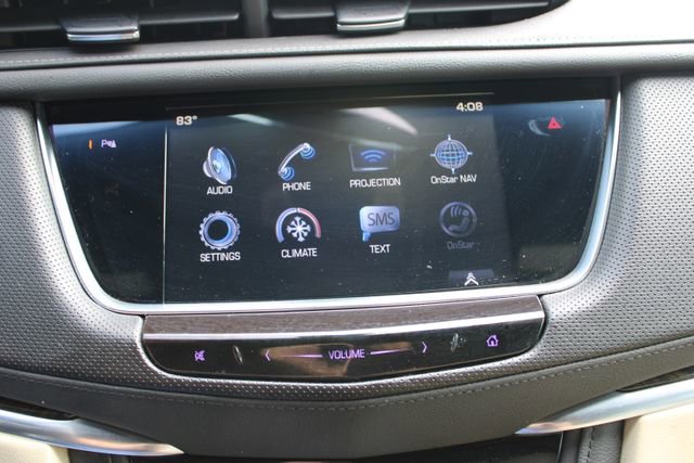 Used 2017 Cadillac XT5 FWD image 26