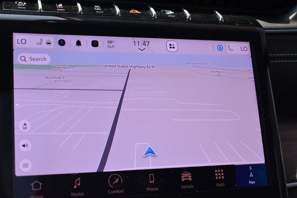 Used 2025 Jeep Grand Cherokee Limited w/ Black Appearance Package image 41