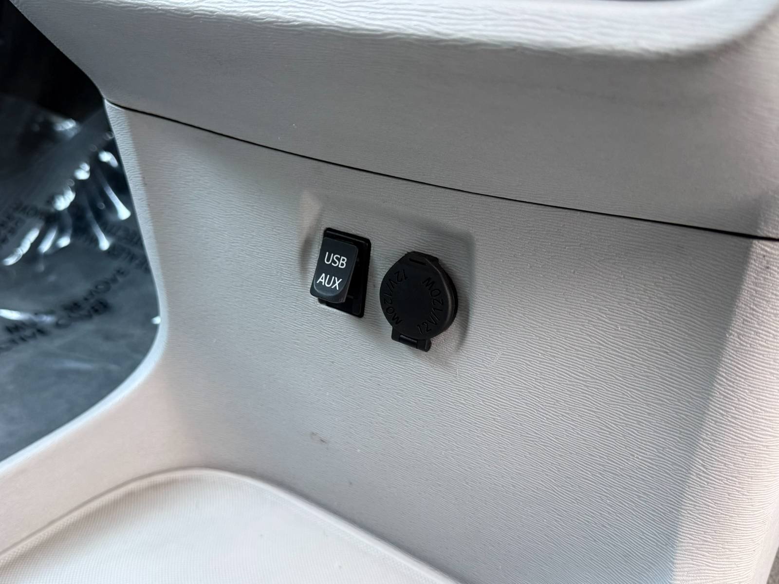 Used 2012 Toyota Sienna Limited w/ Premium Pkg FWD image 26