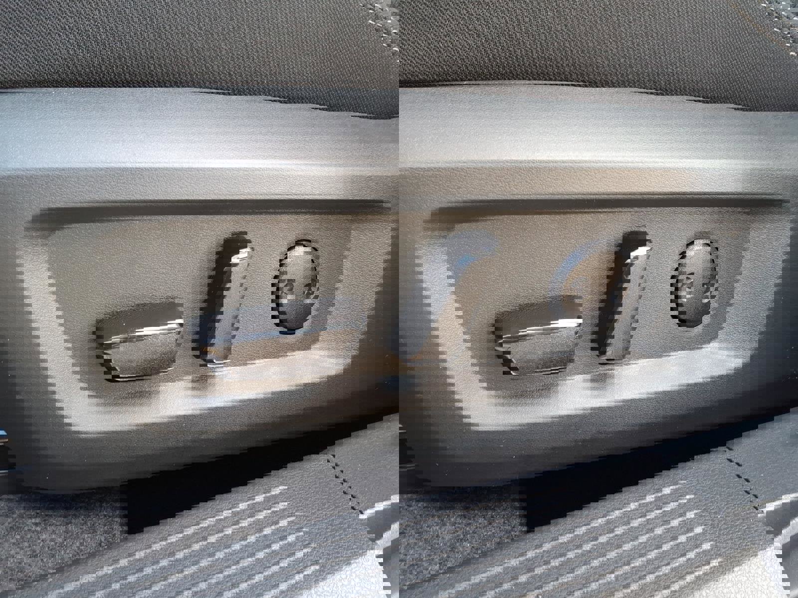 New 2026 Nissan Rogue SV w/ Cold Weather Package image 4