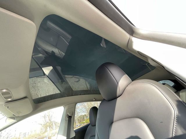 Used 2023 Tesla Model Y Long Range image 22