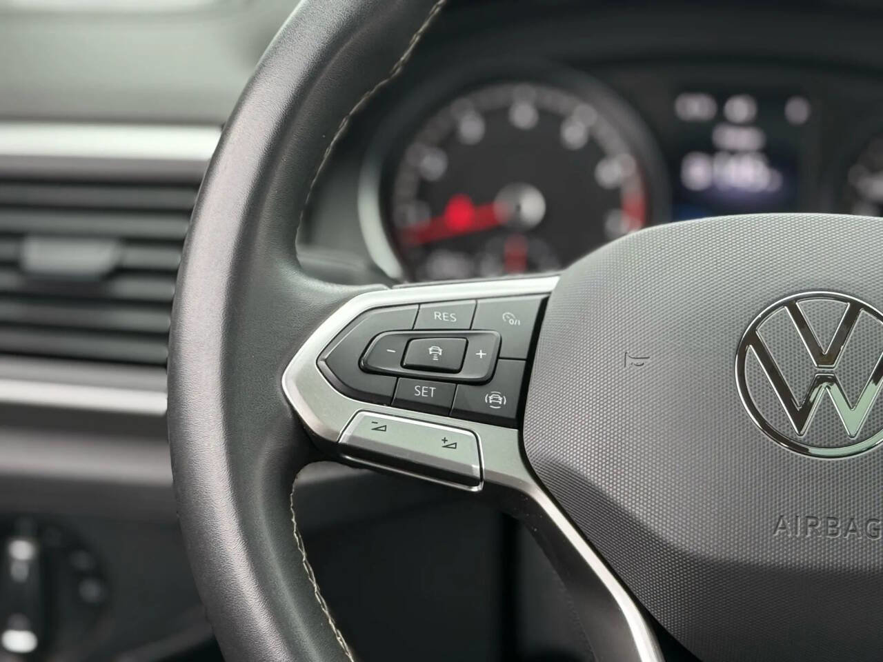 Used 2021 Volkswagen Atlas SE w/ Panoramic Sunroof Package AWD/4WD image 19