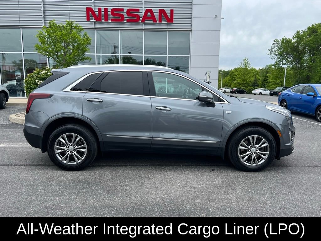 Used 2022 Cadillac XT5 Premium Luxury w/ LPO, Floor Liner Package AWD/4WD image 16