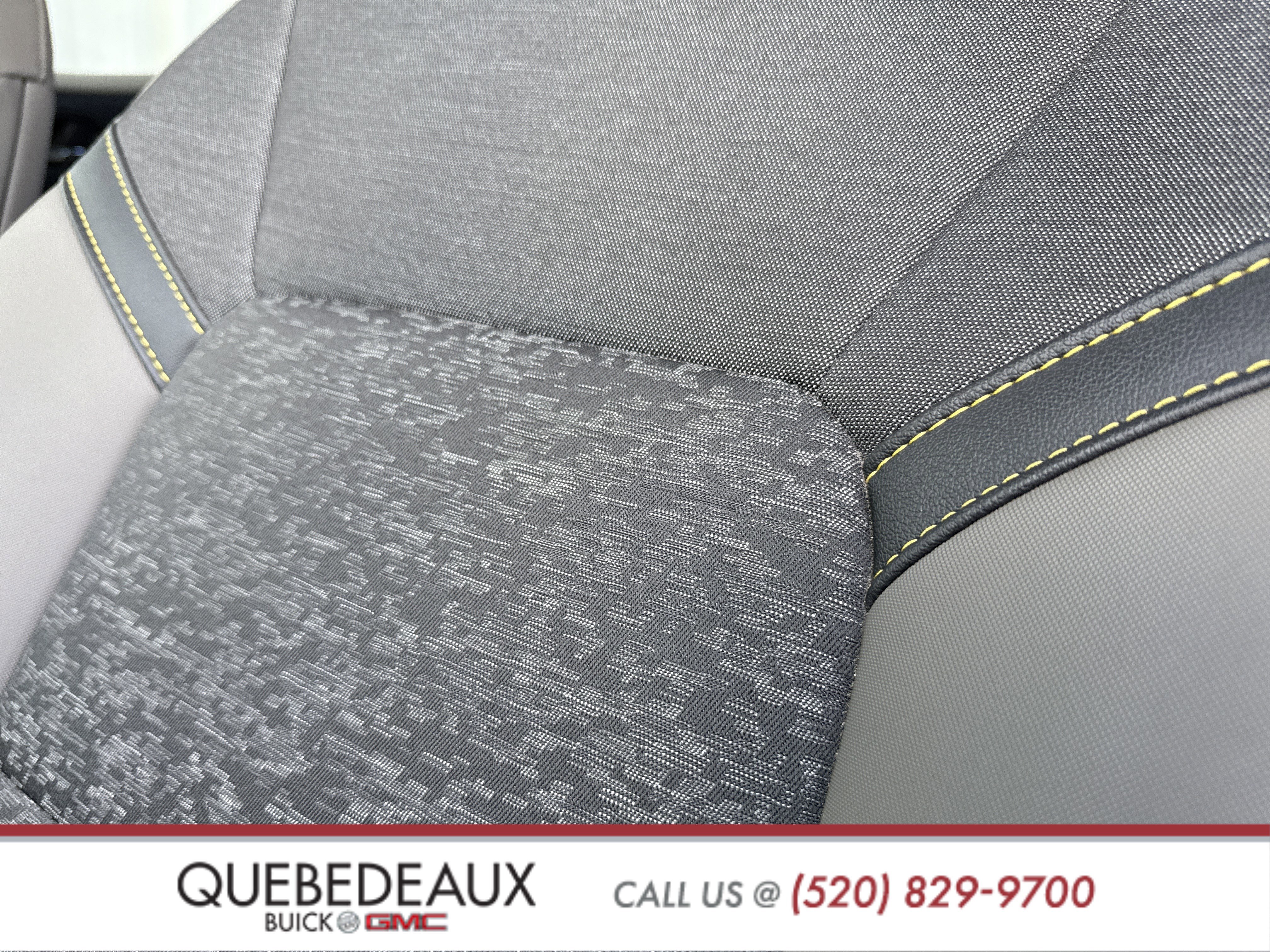 Used 2024 Chevrolet Colorado ZR2 w/ Technology Package image 21