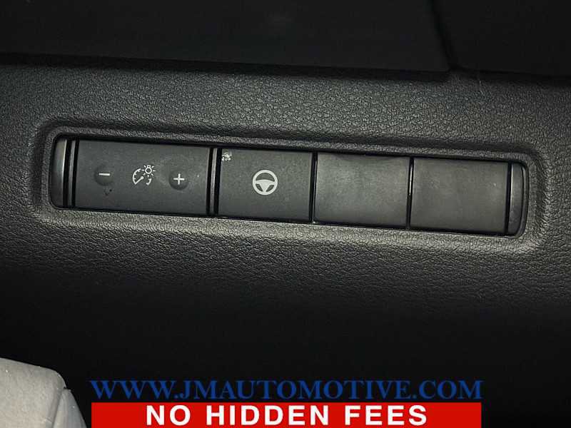 Used 2023 Nissan Pathfinder Rock Creek AWD/4WD image 35