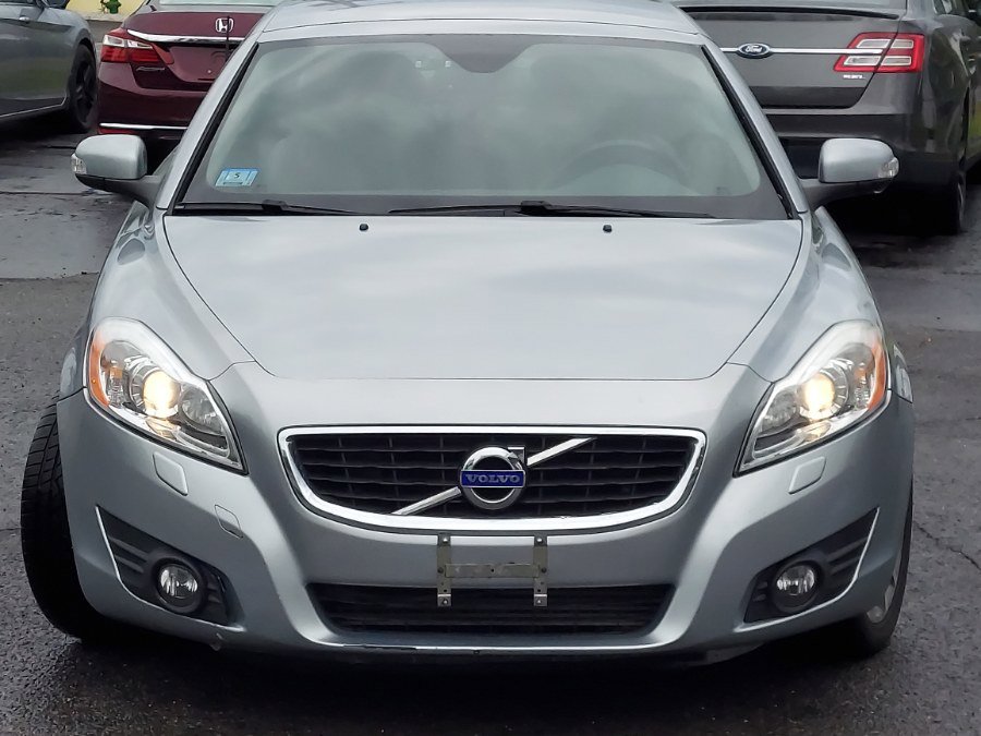 Used 2012 Volvo C70 T5 w/ Climate Pkg FWD image 2