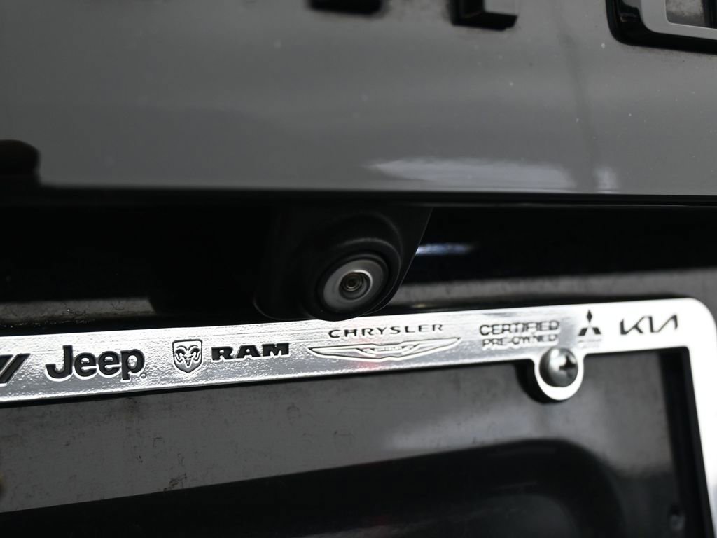 Used 2022 Chevrolet Tahoe RST w/ Luxury Package image 39