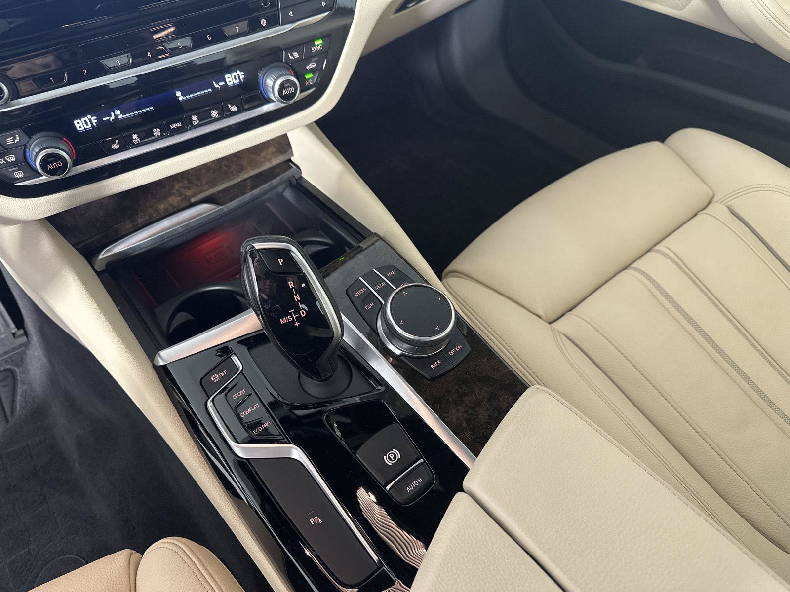 Used 2020 BMW 540i xDrive w/ Executive Package AWD/4WD image 19
