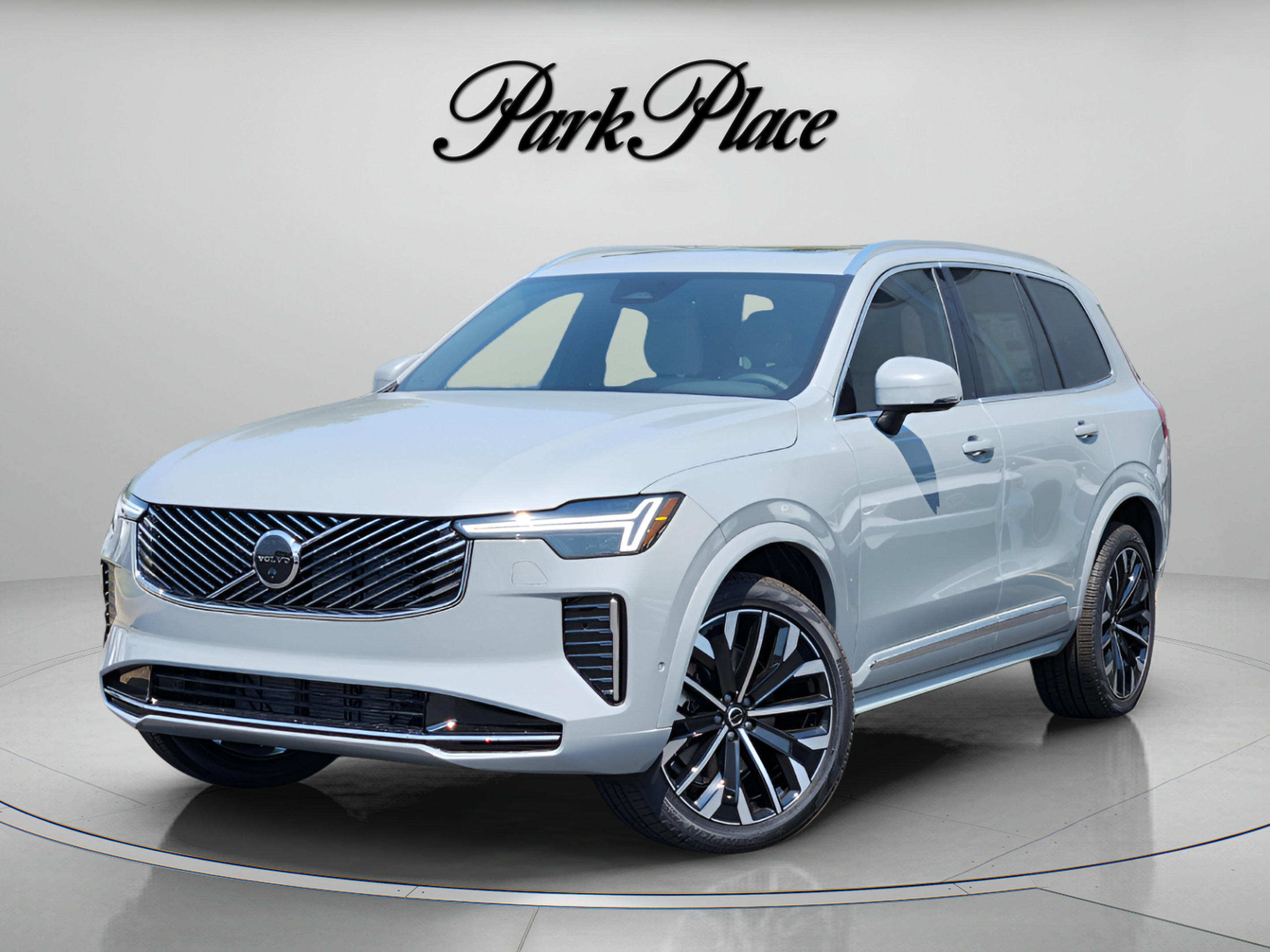 Used 2026 Volvo XC90 B6 Plus w/ Protection Package Premier AWD/4WD image 1