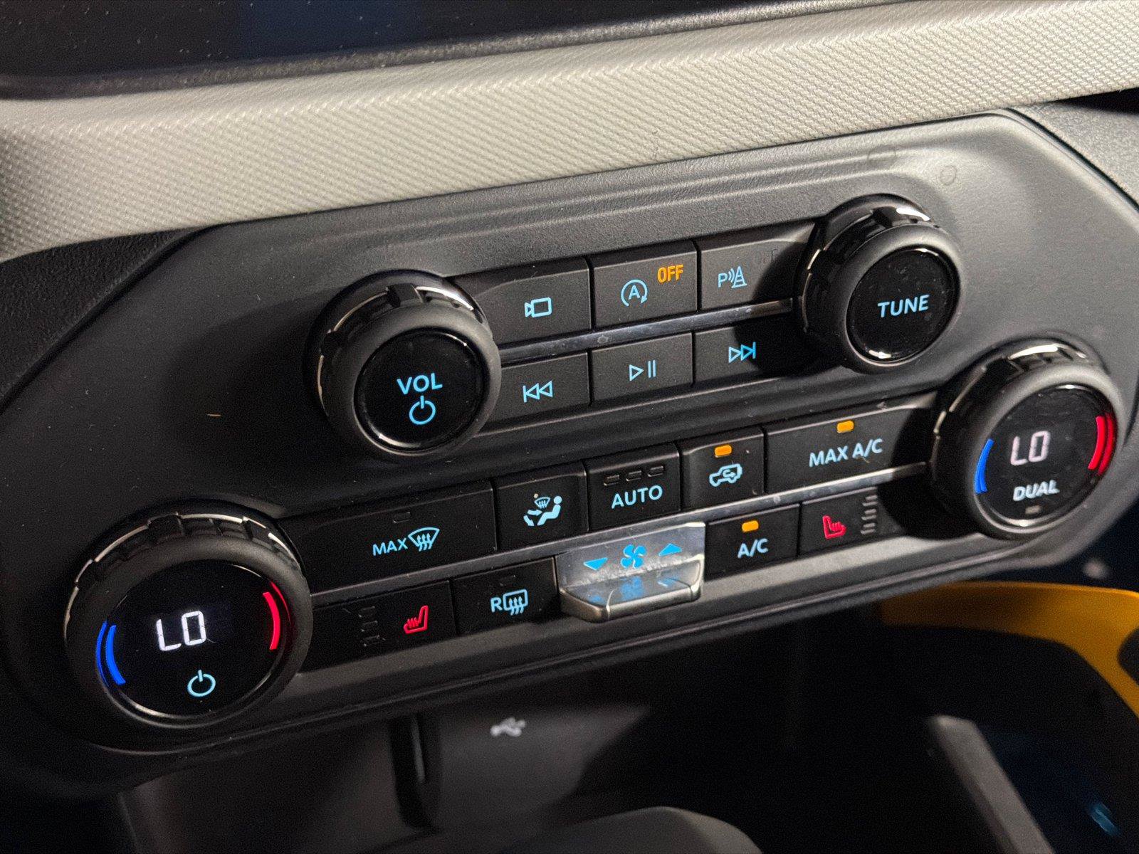 Used 2023 Ford Bronco Badlands AWD/4WD image 25