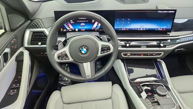 Used 2026 BMW X6 xDrive40i w/ Climate Comfort Package image 37