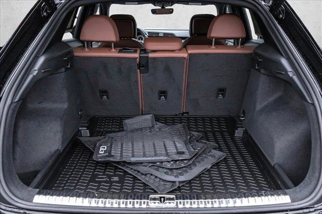 Used 2024 Audi Q3 2.0T Premium Plus image 23