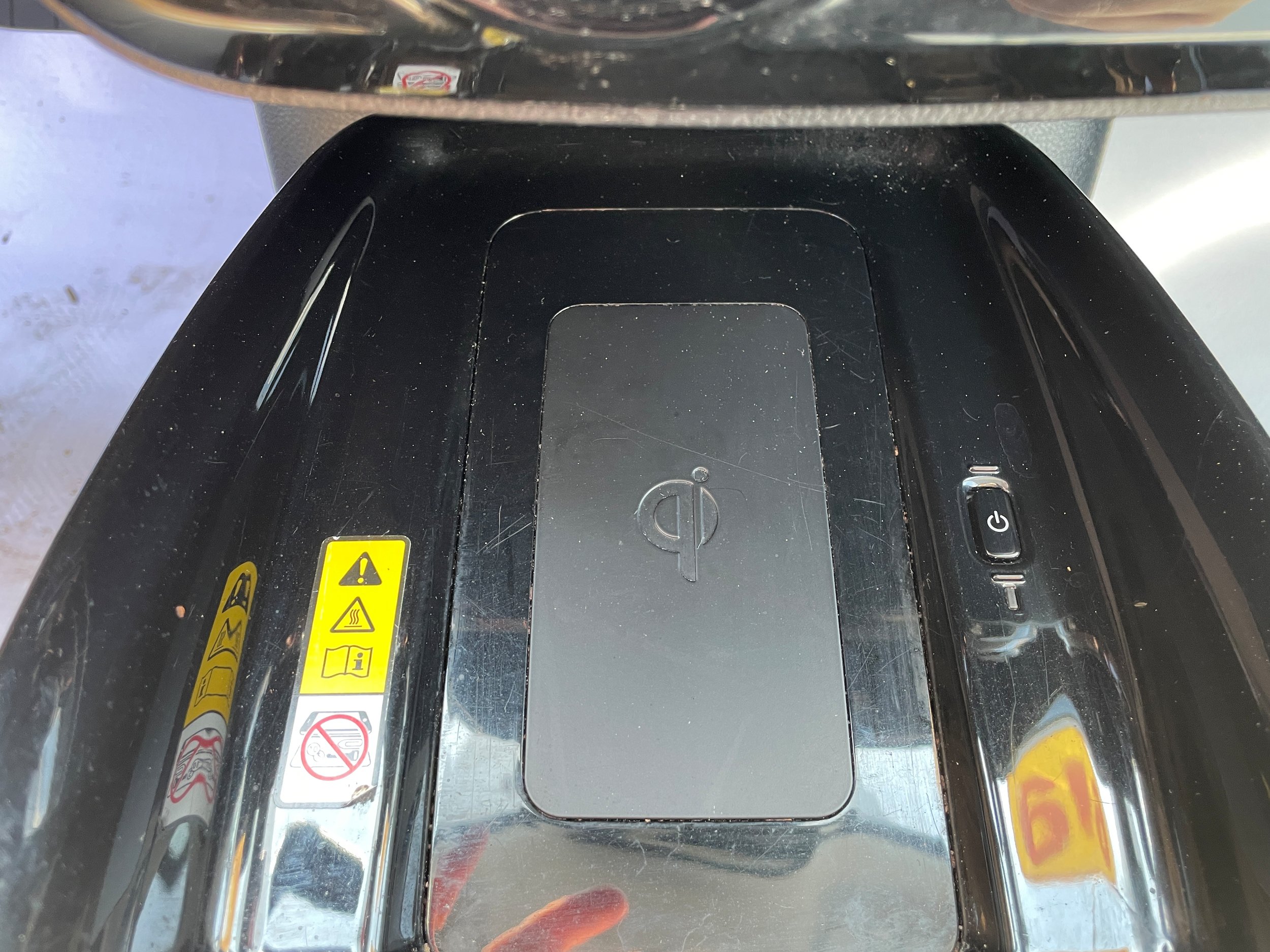 Used 2019 Toyota Prius Limited FWD image 26