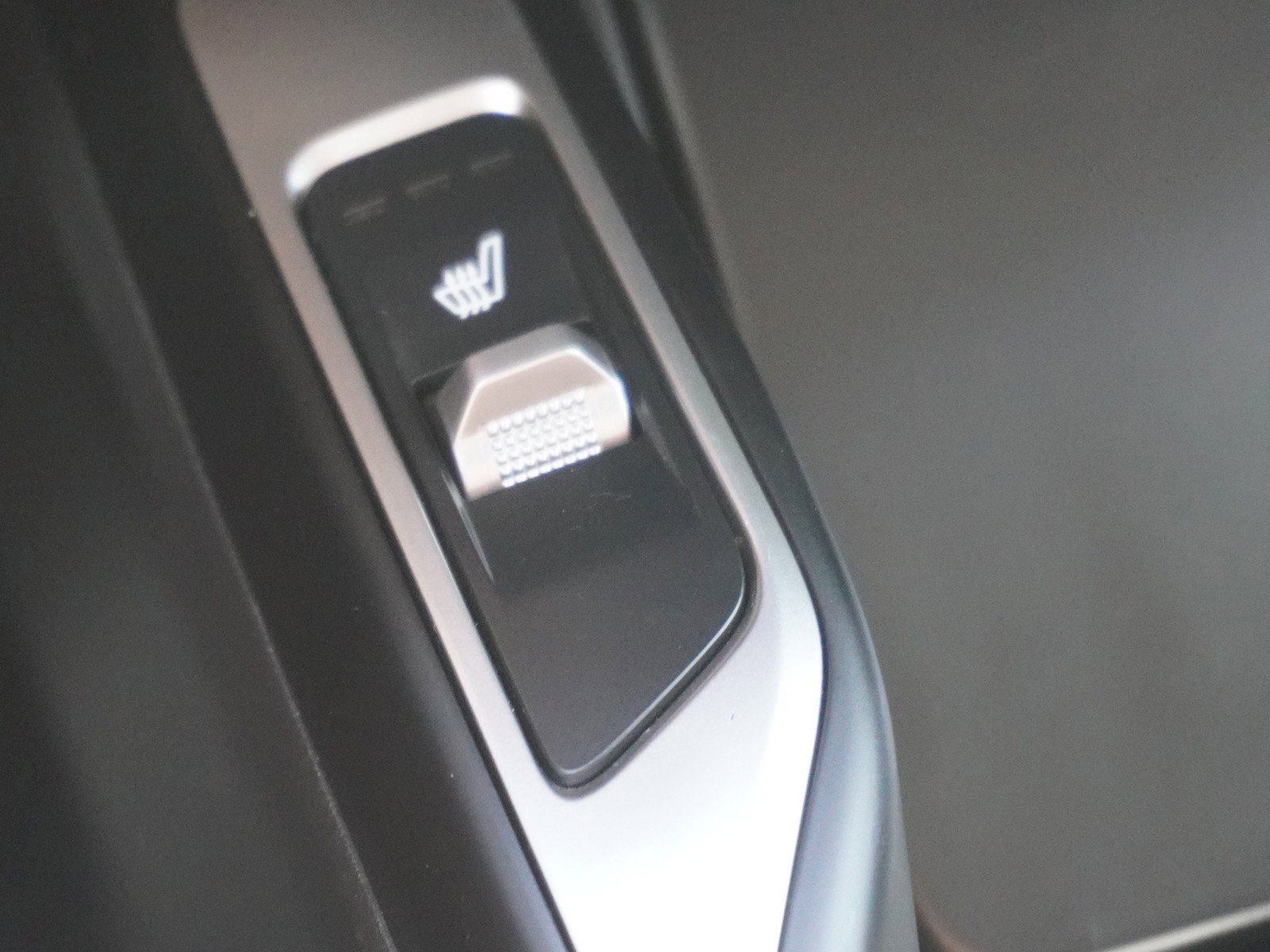 Used 2022 Kia Sorento S image 24