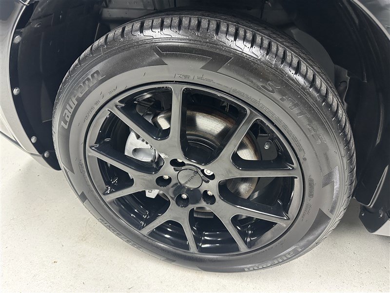 Used 2017 Dodge Journey SXT w/ Blacktop Package image 19