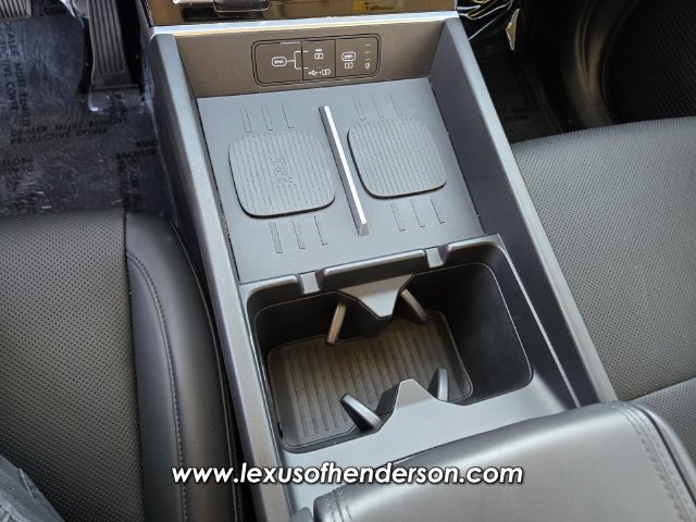 Used 2025 Hyundai Santa Fe SEL AWD/4WD image 29