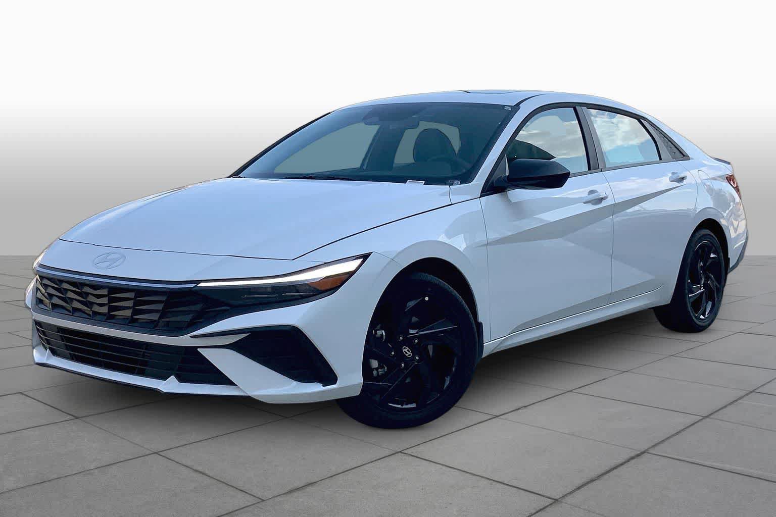 New 2026 Hyundai Elantra SEL Sport FWD image 1