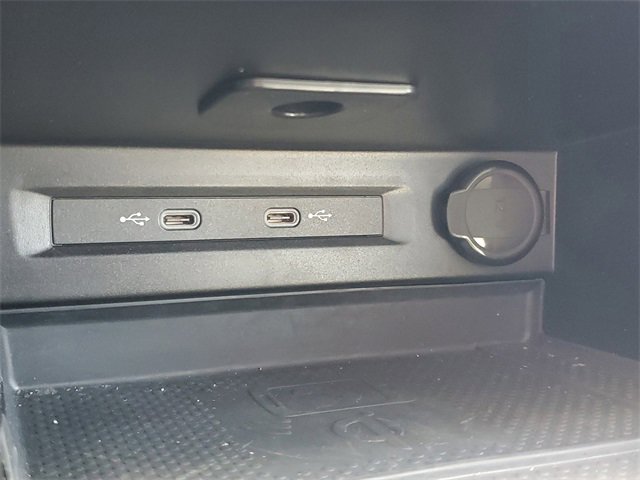 Certified 2024 Volkswagen Tiguan SE image 29