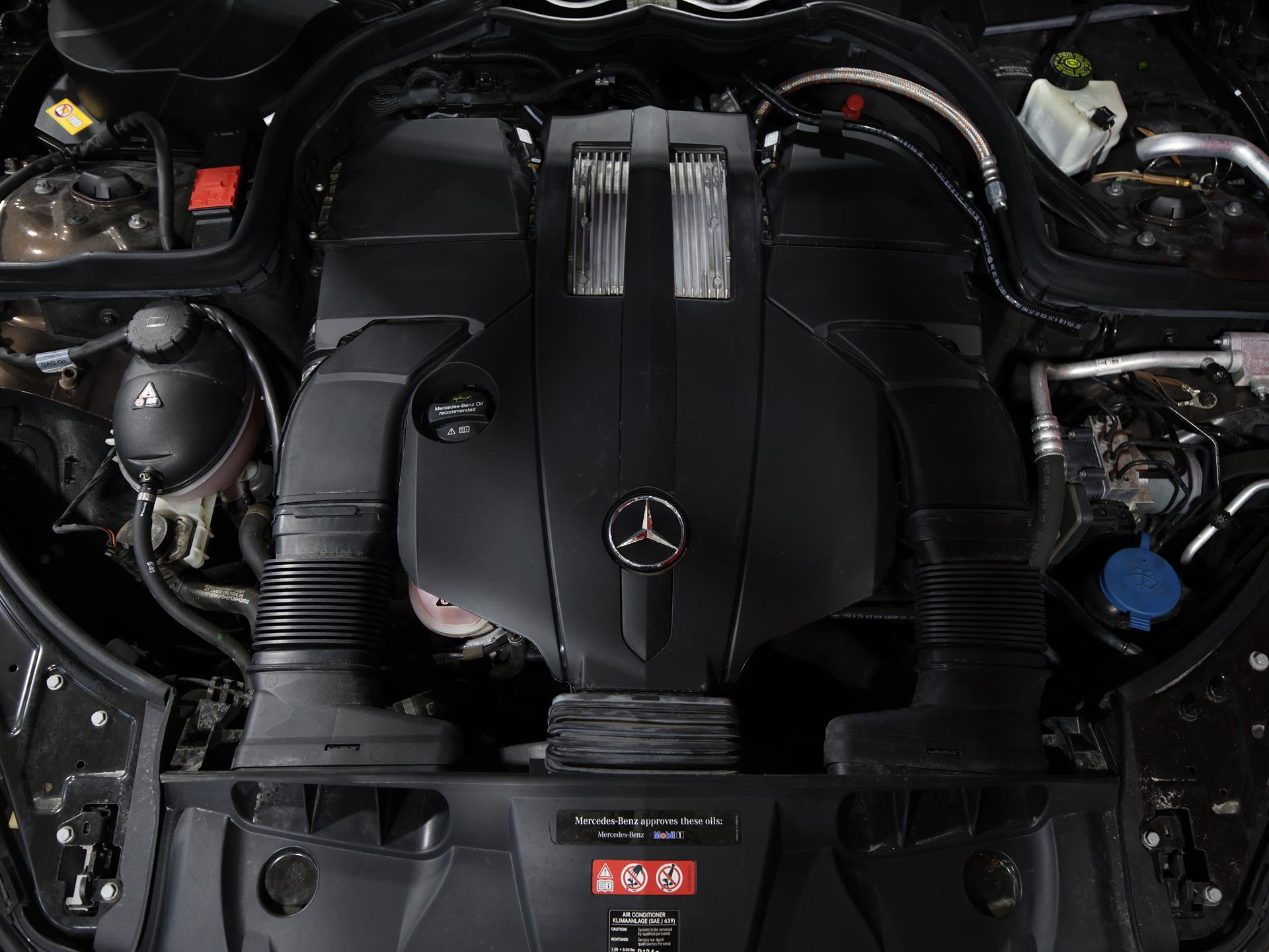 Used 2015 Mercedes-Benz E 400 Cabriolet image 34