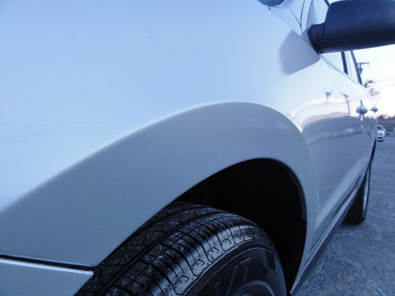 Used 2011 Hyundai Santa Fe GLS FWD image 23