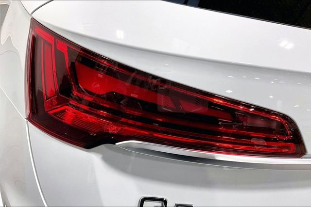 Used 2023 Audi Q5 2.0T Premium w/ Convenience Package image 31