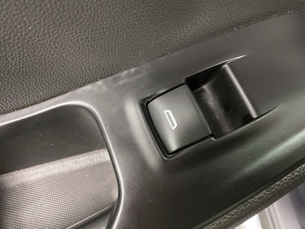 Used 2023 Chevrolet Traverse RS w/ LPO, Floor Liner Package AWD/4WD image 24