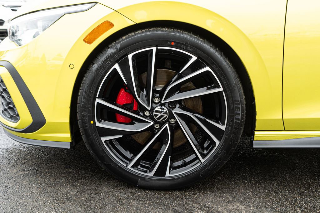 Used 2022 Volkswagen GTI Autobahn image 38