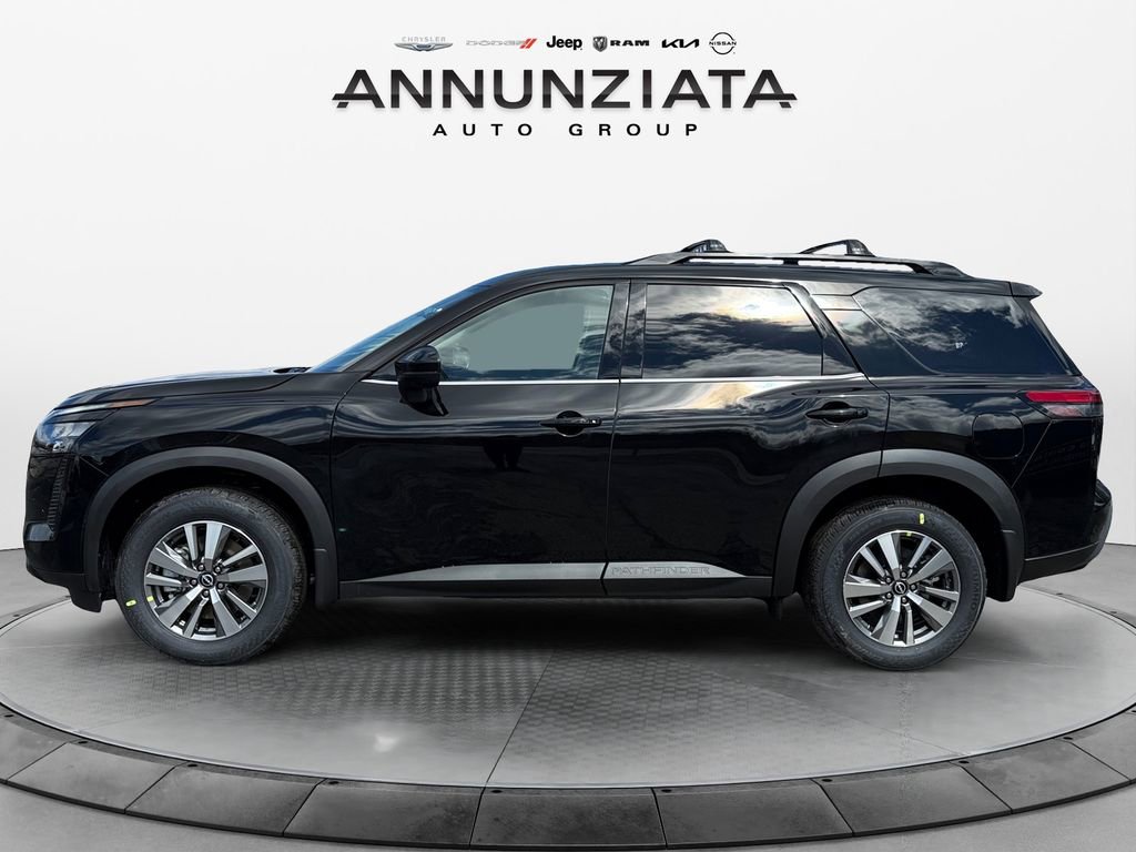 New 2026 Nissan Pathfinder SL image 2