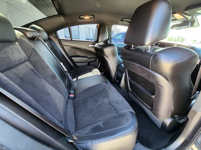 Used 2023 Dodge Charger R/T w/ Plus Group RWD image 9