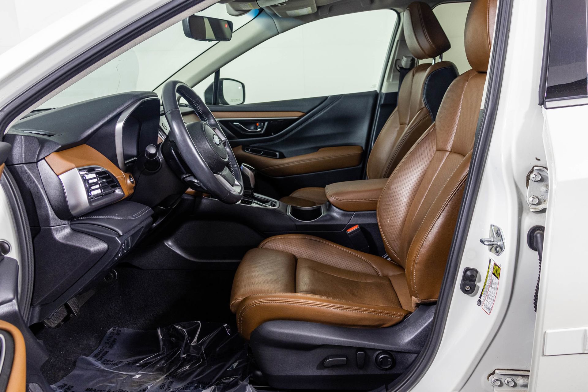 Used 2022 Subaru Outback Touring AWD/4WD image 27