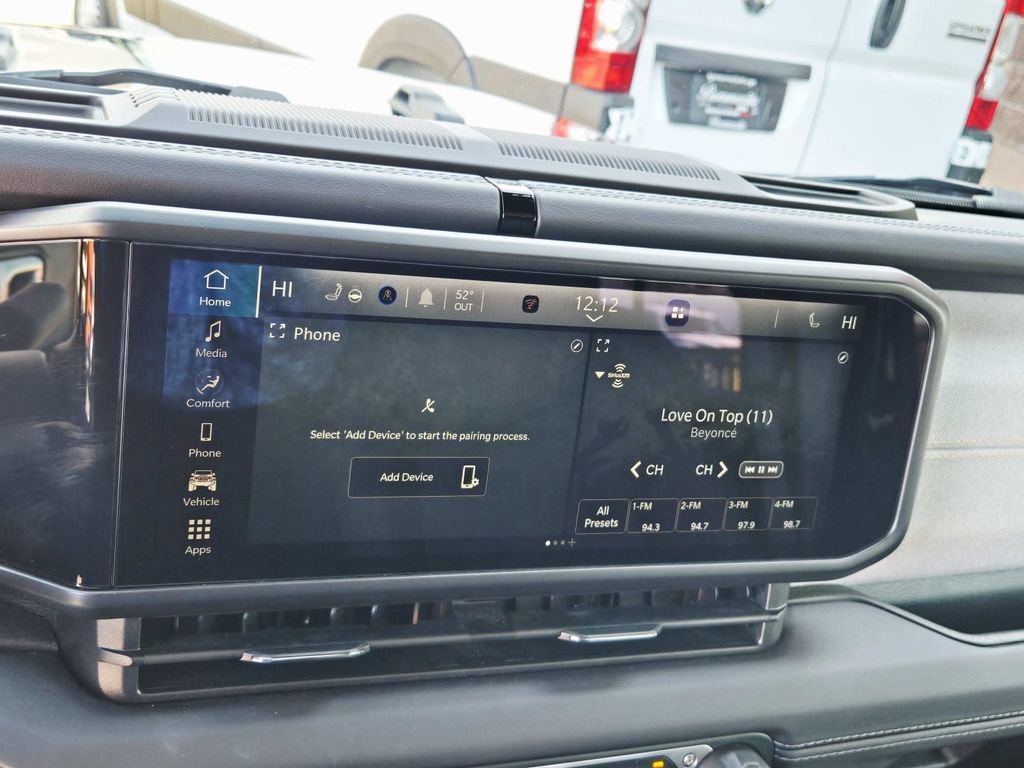 Used 2025 Jeep Wrangler Unlimited Sahara image 27