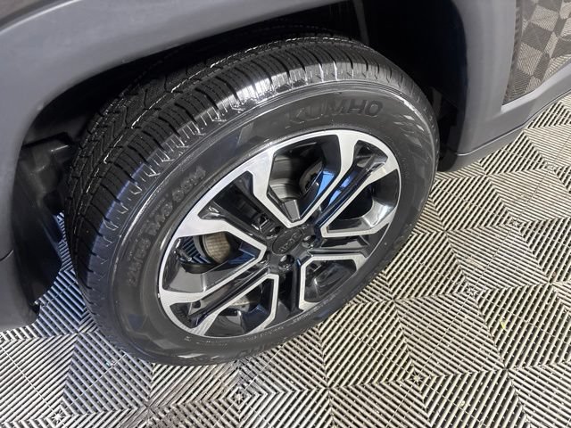 Used 2024 Jeep Compass Limited AWD/4WD image 7