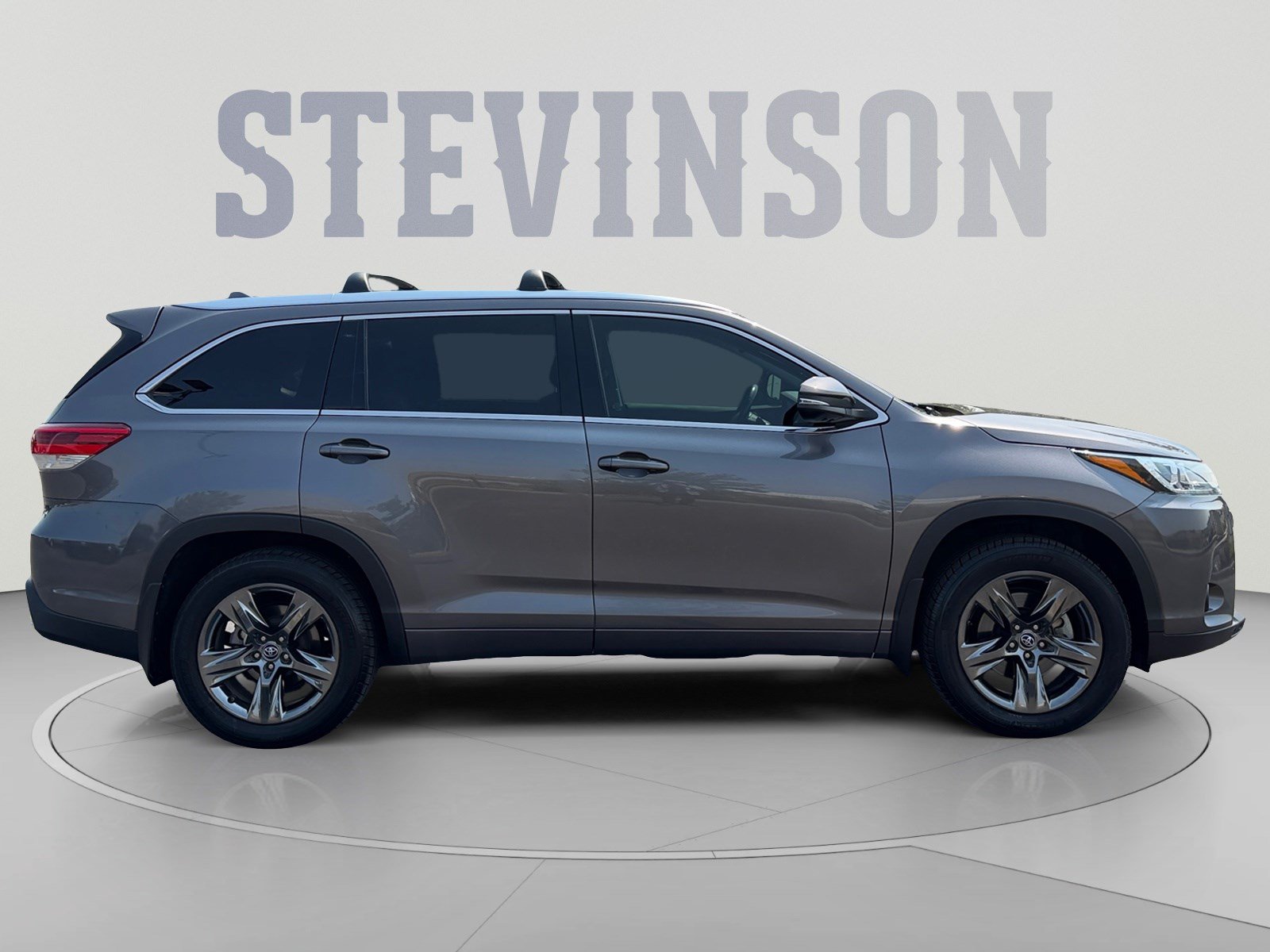 Used 2018 Toyota Highlander Limited Platinum AWD/4WD image 6