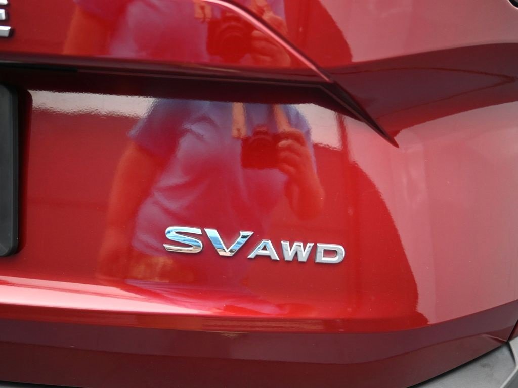 Used 2023 Nissan Rogue SV image 24