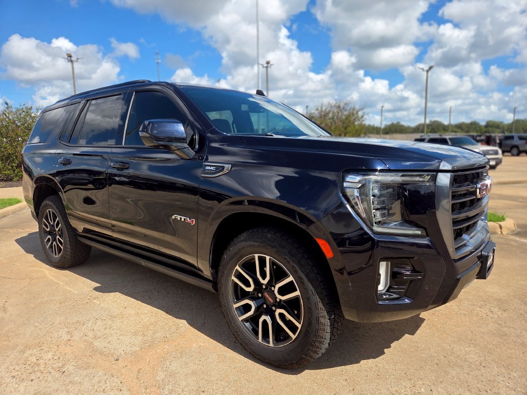 Used 2022 GMC Yukon AT4 AWD/4WD image 3